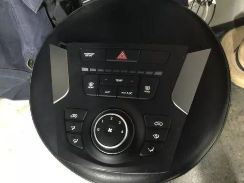 2017-2018 Hyundai Santa Fe Manual AC Heater Temperature Climate Control oem - Used