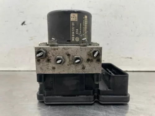 2013-2015 Volkswagen Passat ABS Anti Lock Brake Actuator Pump OEM - Used