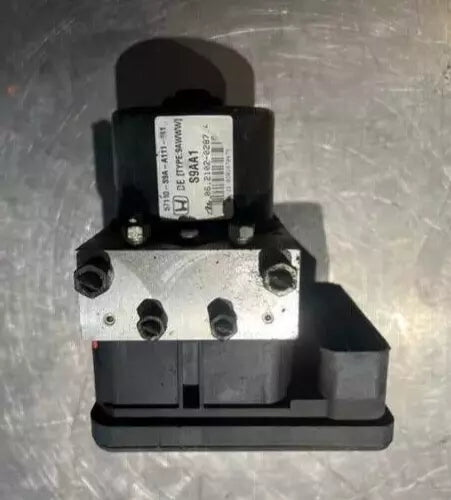 2005-2006 Honda CRV ABS Anti-Lock Brake Pump Modulator Assembly OEM - Used