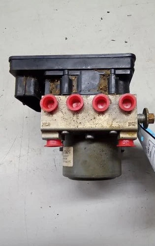 2018-2019 Chevrolet Silverado 2500 3500 ABS Anti-lock brake pump Assembly OEM - Used