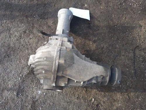 2011 Jeep Grand Cherokee Front Differential Carrier Assembly 3.06 Ratio OEM - Used
