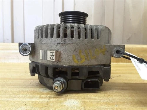 1999-2002 Ford Crown Victoria Alternator Assembly 4.6L AT Oem - Used