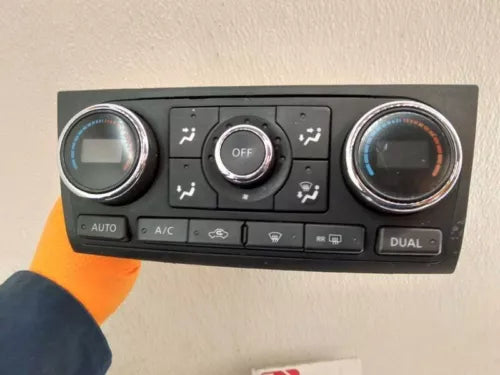 2007-2013 Nissan Altima A/C Heater Temperature Control Switch Panel Unit OEM - Used
