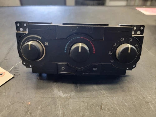 2005 Chrysler 300 Magnum OEM A/C Heater Climate Temperature Control ID:4596494 - Used