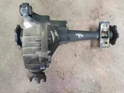 2002-2006 Cadillac Escalade Front Axle Differential Carrier 3.73 Ratio - Used OEM Auto Part