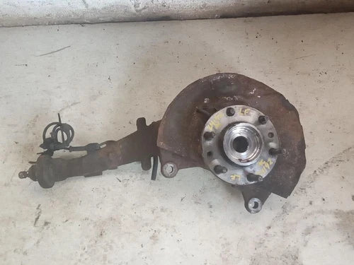2002-2006 Chevy TrailBlazer EXT Driver Left Front Spindle Knuckle OEM - Used