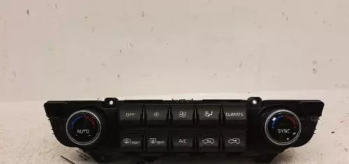 2017-2019 Kia Sportage AC Heater Temperature Control Unit OEM - Used