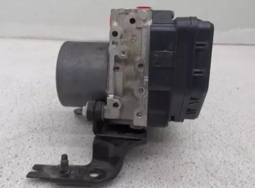 2016-2019 Toyota 4Runner ABS Anti Lock Brake Actuator Pump OEM - Used