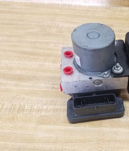 2015-2019 DODGE CARAVAN ABS ANTI-LOCK BRAKE PUMP ASSEMBLY - Used OEM Auto Part