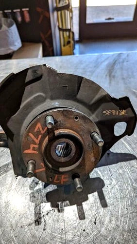 2004-2009 Kia Spectra LH Driver Front Spindle Knuckle 2.0L (4 cylinder) ASY OEM - Used
