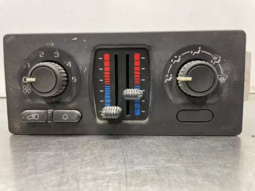 2003-2004 Chevrolet Silverado 1500 Climate AC Heater Control OEM - Used