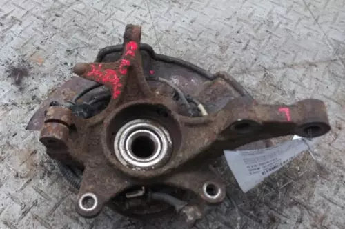 2010-2011 Kia Soul Driver Left Front Spindle Knuckle OEM - Used