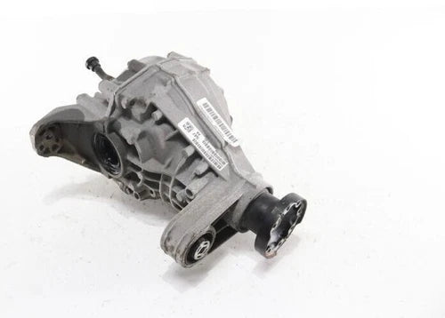 2014-2015 Jeep Grand Cherokee Rear Differential Carrier 3.6L 230mm 3.45 OEM - Used