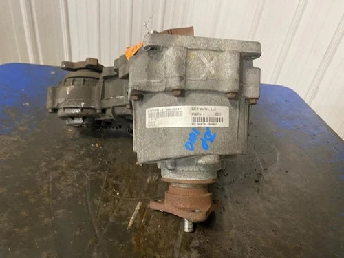 2001-2003 BMW 325i 330i Transfer Case Assembly (Xi), AT Oem - Used