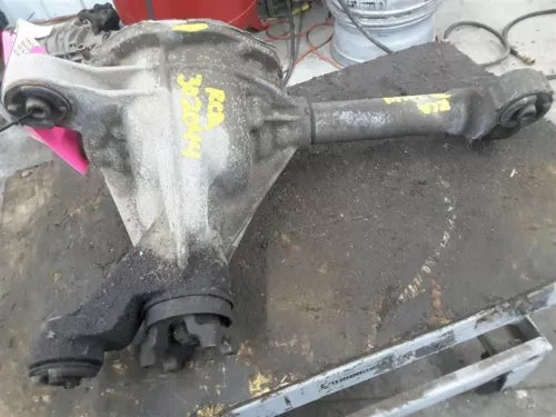 2002-2010 Ford Explorer Front Axle Carrier Differential Assembly 3.73 Ratio OEM - Used