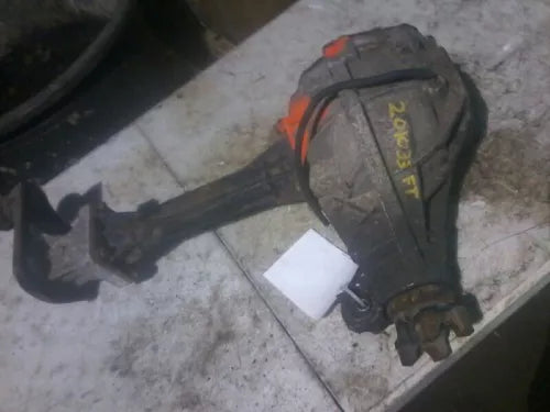 2006 20007 208 2009 2010 Hummer H3 Front Differential Carrier 3.7L W/O Locking - Used OEM Auto Part
