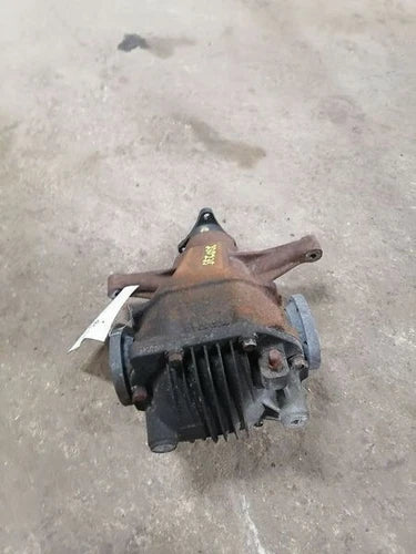 2015-2016 Hyundai Genesis Rear Differential Carrier Assembly 3.8L (3.91 ratio) - Used OEM Auto Part