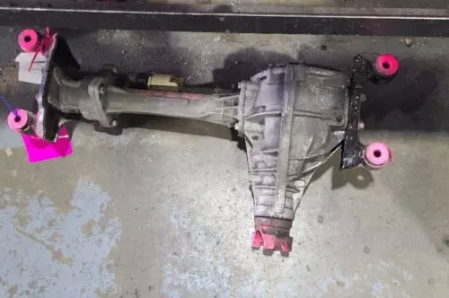 2004-2012 Chevy Colorado Front Differential Carrier Assembly 3.73 Ratio OPT GT4 - Used OEM Auto Part