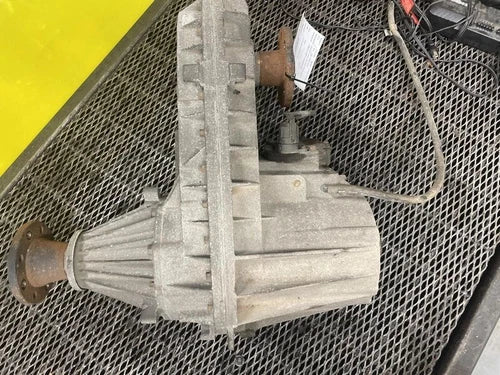 2003 Ford F450 Super Duty Transfer Case Assembly OEM - Used
