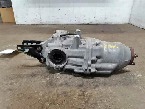2005 Honda CRV Rear Axle Differential Carrier - Used OEM Auto Part