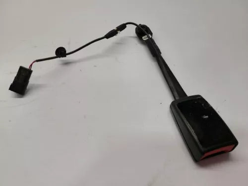 2015-2018 Ford Focus Front Left Driver Seat Belt Buckle Assembly OEM Black - Used