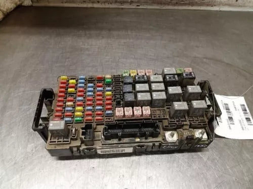 2006-2007 Hummer H3 Fuse Box Engine OEM - Used
