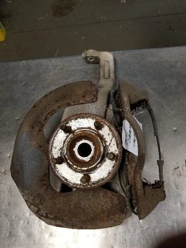 2003-2005 Lincoln Aviator Front Left Driver Side Spindle Knuckle ASSEMBLY OEM - Used