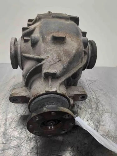 2001-2006 BMW 325i Rear Axle Differential Carrier Assembly AT OEM - Used