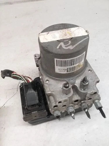 2013-2014 Nissan Pathfinder Abs Anti lock Brake Pump Assembly Control Module OEM - Used