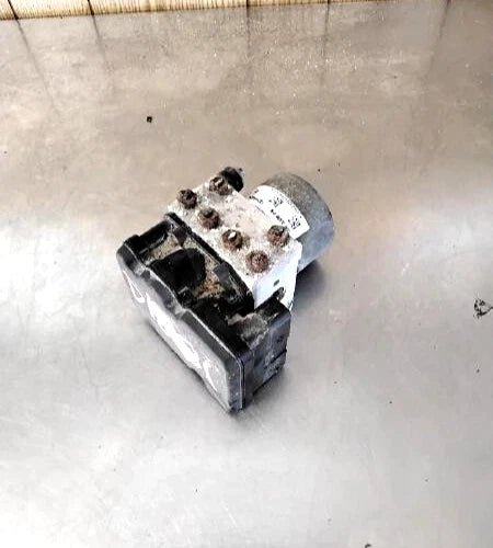 2005-2006 CHEVROLET COBALT ABS Anti Lock Brake Pump OEM... - Used