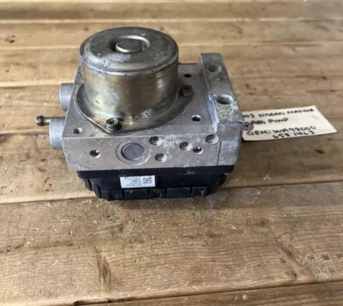 2002-2003 Nissan Maxima Anti Lock Brake Pump Assembly W/Traction Ctrl System Oem - Used
