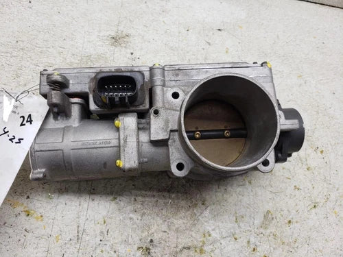 Throttle Body Throttle Valve Assembly 6 Cylinder 3.0L Fits 2000-03 Jaguar S TYPE - Used OEM Auto Part