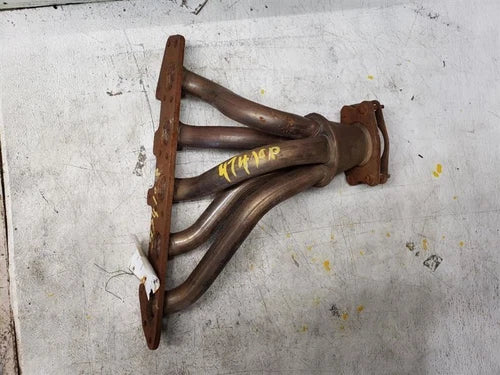 Exhaust Manifold Without Turbo B5244S4 Engine Fits 2004-2010 VOLVO 40 SERIES - Used OEM Auto Part