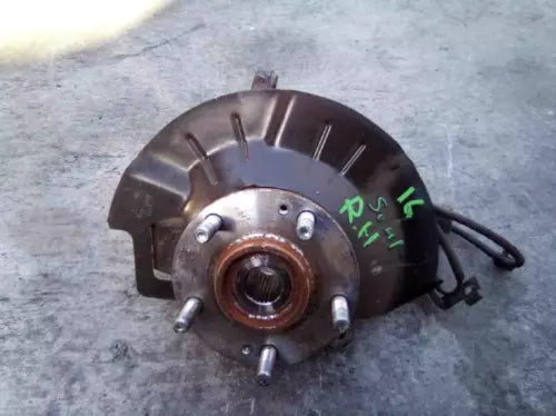2014-2019 Kia Soul Passenger Right Front Spindle Knuckle OEM - Used