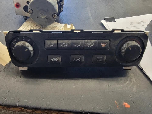 2001-2002 Honda Accord A/C Heater Temperature Control W/O Climate Control OEM - Used