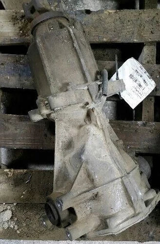 2001-2004 Ford Escape Rear Axle Differential Carrier Assembly 1 Plug Sensor Used OEM