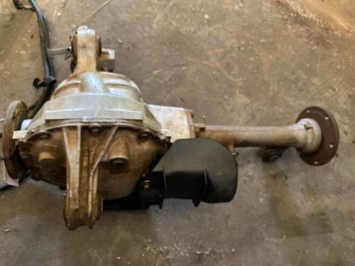 1997-2002 Ford Expedition Front Axle Differential Carrier 3.73 Ratio - Used OEM Auto Part