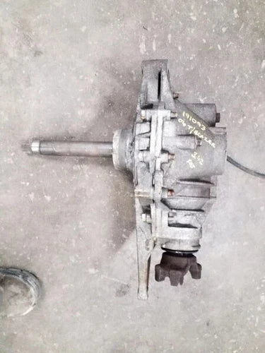 2003-2009 GMC Envoy Front Axle Differential Carrier Assembly 3.42 Ratio - OEM. - Used