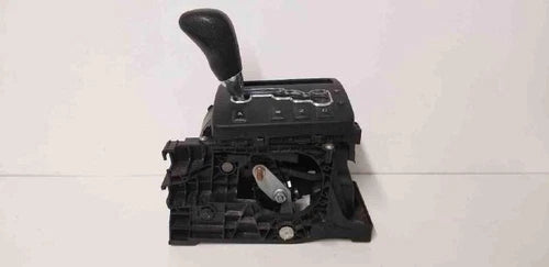 2005-2007 Jeep Grand Cherokee Automatic Floor Gear Shift Shifter Assembly OEM - Used