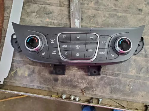2020-2022 Chevy Equinox Auto Climate Heater AC Control OEM - Used