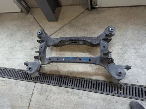 2010-2013 Hyundai Santa Fe Kia Sorento Rear FWD Subframe Crossmember Cradle OEM - Used