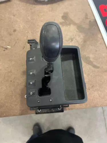 2005-2007 Jeep Grand Cherokee Floor Shift Shifter Assembly AT With Warranty OEM - Used