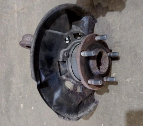 2005-2015 Toyota Tacoma Front Driver Spindle Knuckle Assembly LH Oem - Used