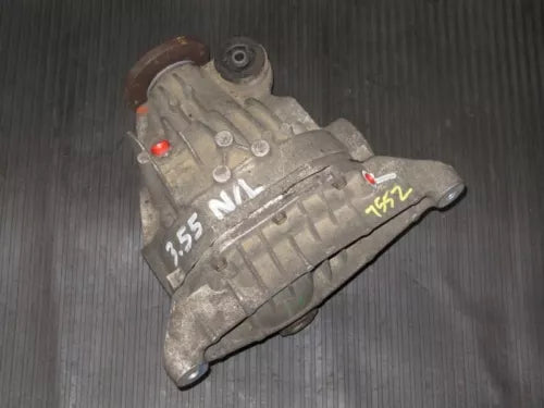 2003-2004 Lincoln Aviator Rear Axle Differential Carrier 3.55 Ratio OEM - Used