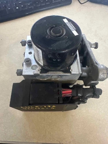 2011 Mercedes C Class ABS Pump Assembly 204 Type C250 300 350 - Used OEM Auto Part