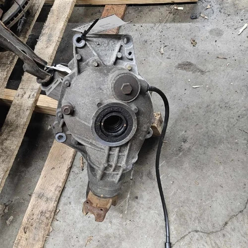 2004-2007 Buick Rainier Front Axle Differential Carrier Assembly 3.73 Ratio OEM - Used