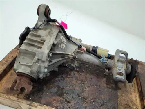 2000-2006 GMC Yukon Front Axle Differential Carrier 3.73 Axle Ratio - Used OEM Auto Part