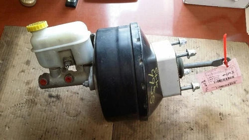 2005-2007 Dodge Dakota Power Brake Booster Pump OEM - Used