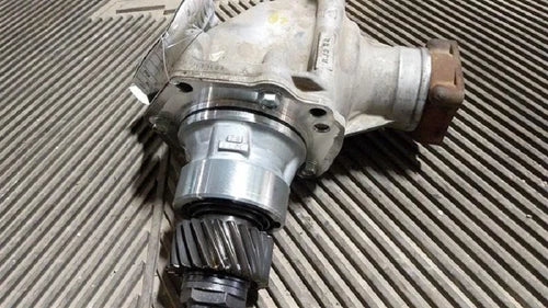 2016-2017-2018 Honda HR-V Transfer Case Assembly OEM - Used