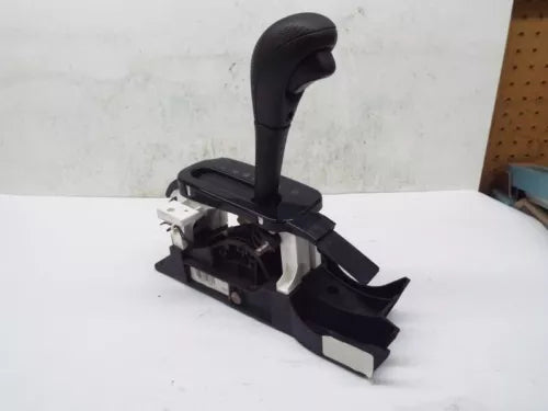 2006-2007 Jeep Liberty Automatic Trans Floor Gear Shift Shifter Assembly OEM - Used